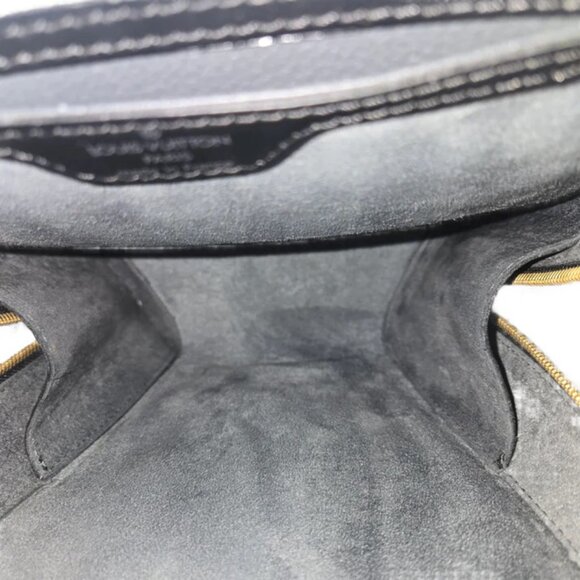 LOUIS VUITTON Mini Pochette Epi Leather Backpack Black - COA included! - Picture 11 of 15